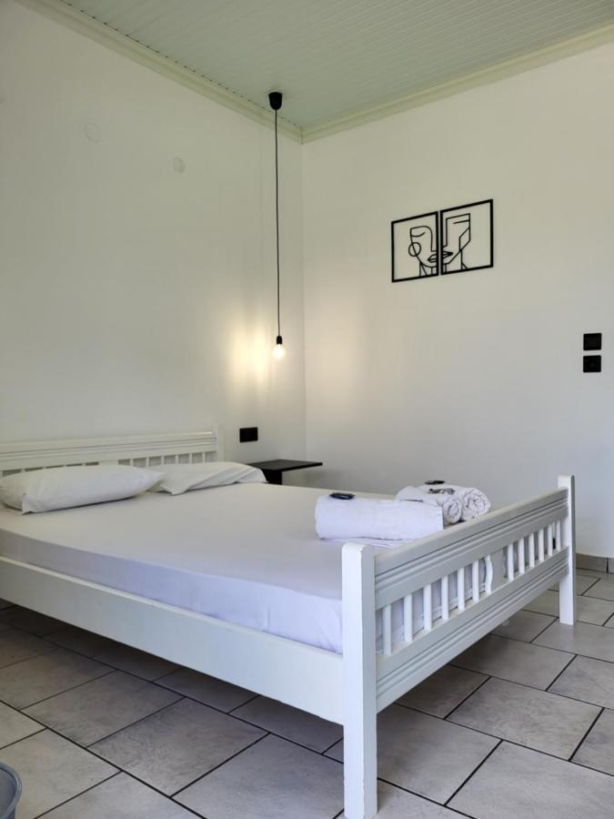 Aura Guest House Κοίνυρα Εξωτερικό φωτογραφία